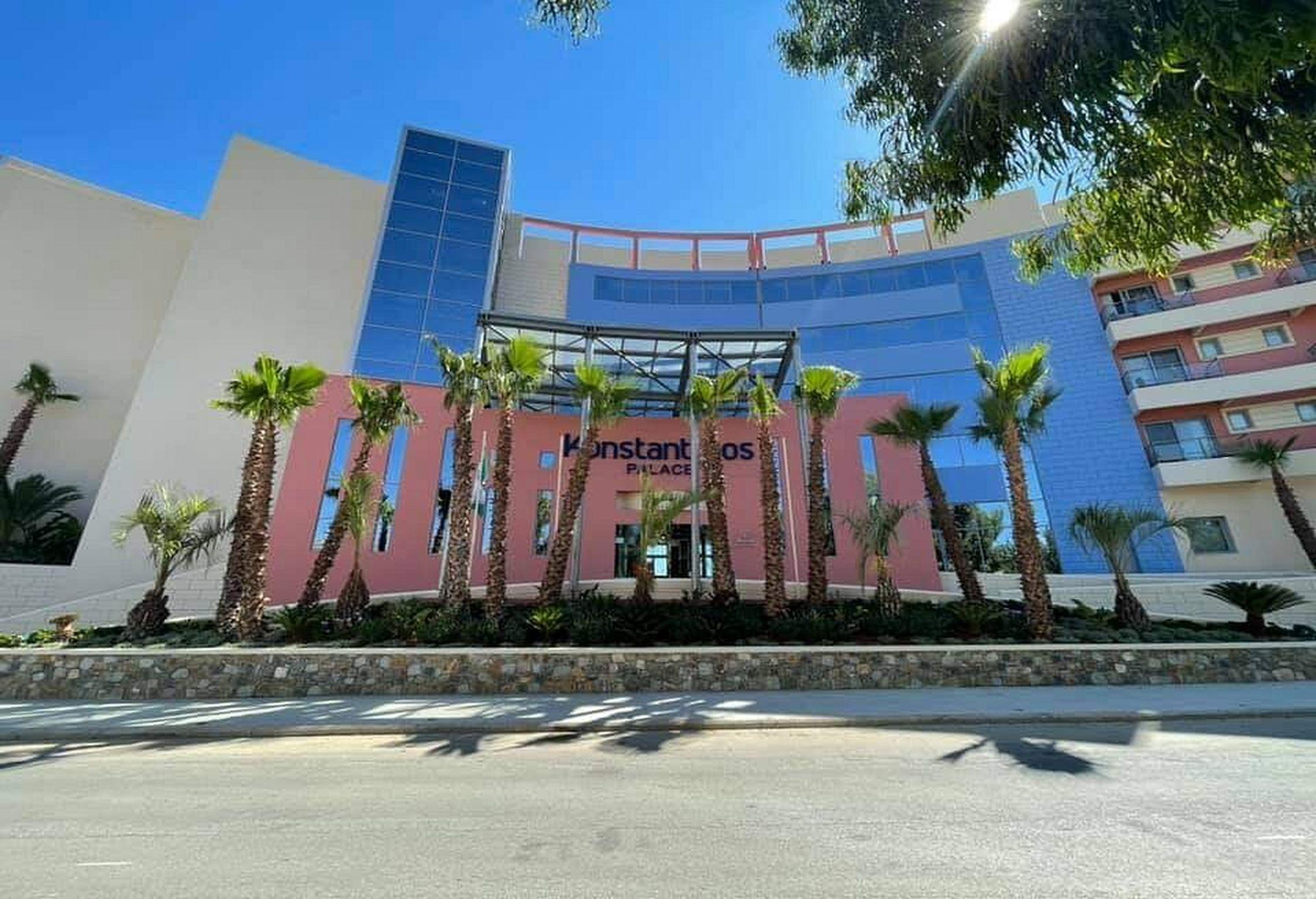 Konstantinos Palace Karpathos Bagian luar foto
