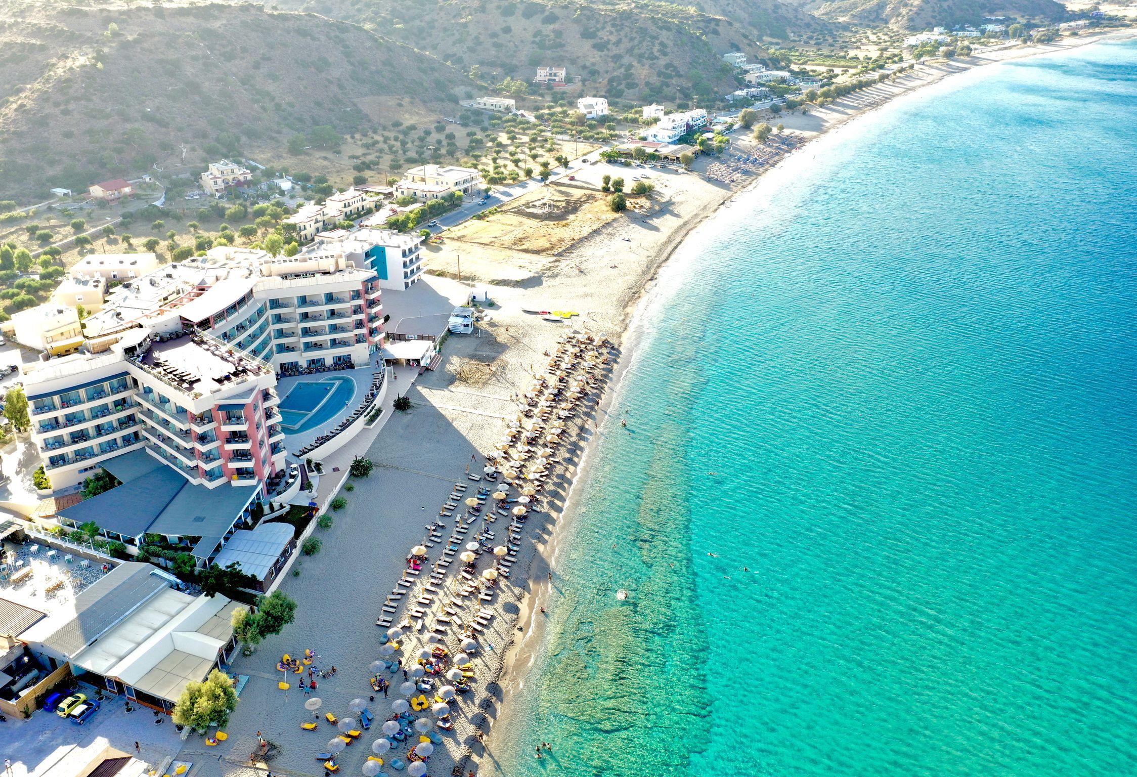 Konstantinos Palace Karpathos Bagian luar foto